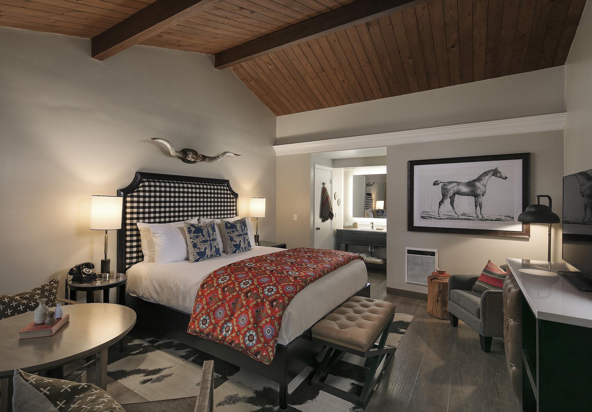 Отель Oceanpoint Ranch Кэмбриа Экстерьер фото
