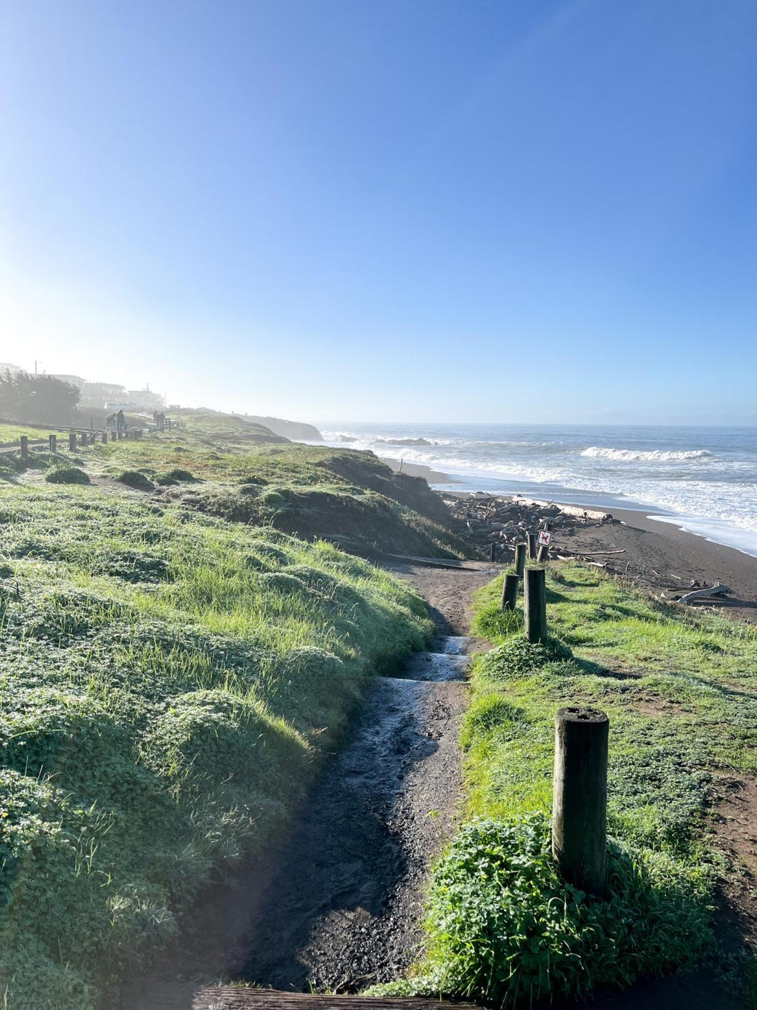 Отель Oceanpoint Ranch Кэмбриа Экстерьер фото